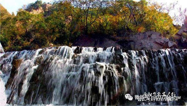 橱柜与墙面之间缝隙用什么胶？